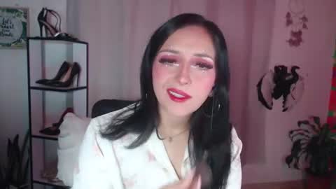 Snapshot of scarlat_diamond chatting on July 25, 12:25 pm Scarlat Diamond online show from July 25, 12:25 pm