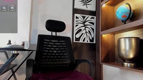 Scarleet online show from February 4, 8:47 pm