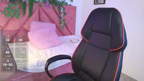 Scarlet  online show from October 4, 3:26 am