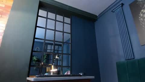 Scarlet Edwars online show from February 17, 7:09 pm