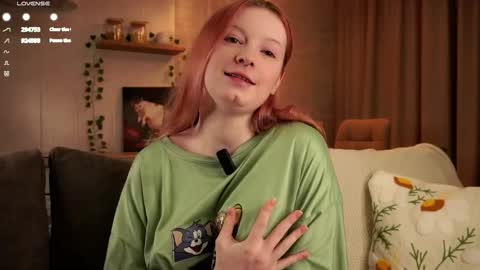 Snapshot of scarlet_fever10 chatting on March 30, 3:46 pm scarlet_fever10 online show from March 30, 3:46 pm