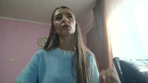Snapshot of scarlet_rosse chatting on May 19, 3:07 pm Scarlet online show from May 19, 3:07 pm
