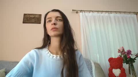Snapshot of scarlet_rosse chatting on June 4, 1:50 pm Scarlet online show from June 4, 1:50 pm