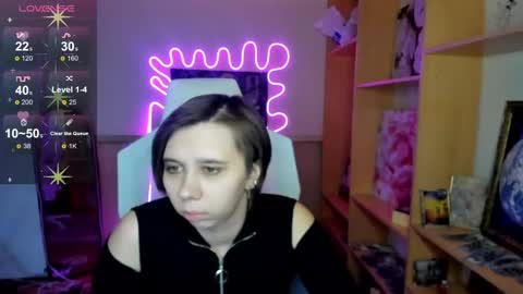 Snapshot of scarlet_sirenn chatting on February 7, 8:29 am Alexandra online show from February 7, 8:29 am