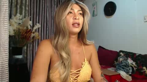 scarlet online show from January 2, 9:18 pm