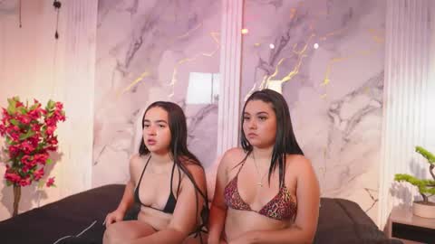 scarleta_and_naomi online show from January 17, 9:07 pm