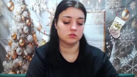 ScarletCargo online show from December 23, 6:11 am