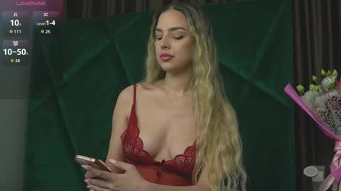 Scarlet online show from September 8, 7:13 pm