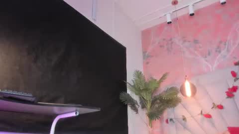 Snapshot of scarletdavis_ chatting on July 13, 12:08 pm Scarlet Dayana online show from July 13, 12:08 pm