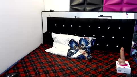 scarletglow1 online show from January 4, 5:26 pm