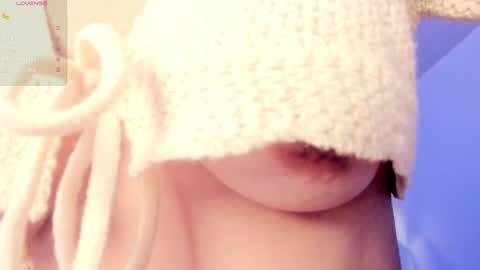 Snapshot of scarletgv chatting on October 15, 6:02 am Scarlet online show from October 15, 6:02 am