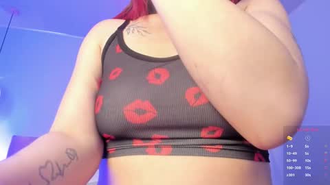 Snapshot of scarletgv chatting on October 17, 5:54 am Scarlet online show from October 17, 5:54 am