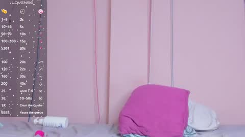 SCARLETH online show from January 23, 8:25 am