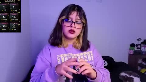 Snapshot of scarleth_shadow chatting on October 10, 9:36 pm SCARLETH online show from October 10, 9:36 pm