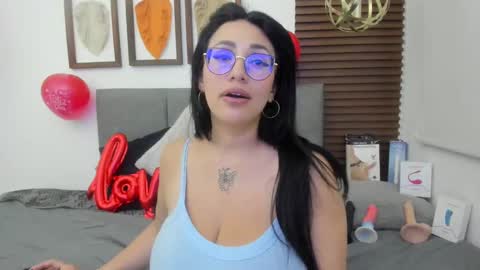 scarleth online show from February 14, 8:21 am