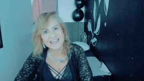 S C A R L E T online show from December 7, 3:08 pm