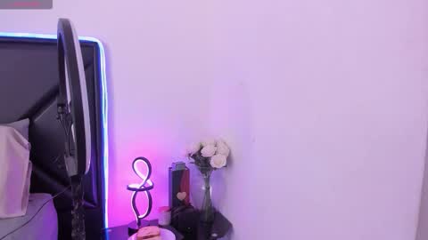 ScarletKent online show from October 31, 3:57 pm