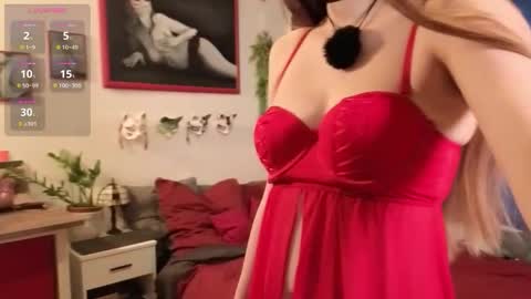 Scarlett online show from January 14, 2:23 pm