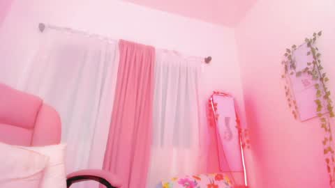 Snapshot of scarletliz chatting on December 29, 11:08 pm Scarletliz online show from December 29, 11:08 pm