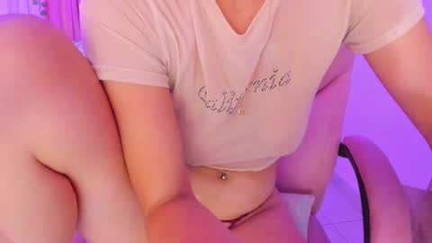 Snapshot of scarletliz chatting on March 6, 3:13 pm Scarletliz online show from March 6, 3:13 pm