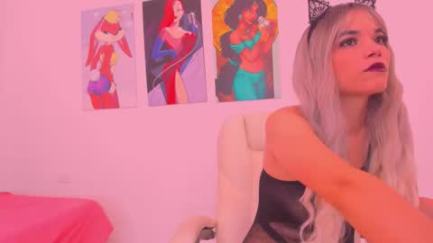 Snapshot of scarletliz chatting on October 20, 12:38 pm Scarletliz online show from October 20, 12:38 pm