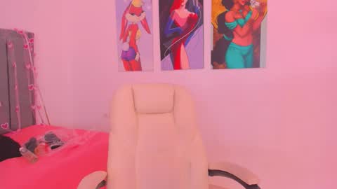 Snapshot of scarletliz chatting on October 21, 12:39 pm Scarletliz online show from October 21, 12:39 pm