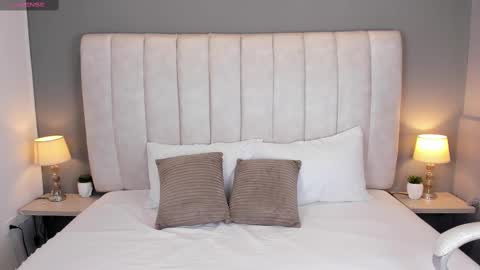 Scarlet online show from September 13, 5:07 am