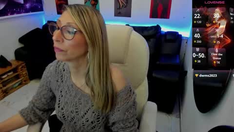 Snapshot of scarlett_079 chatting on February 9, 11:47 am Scarlett online show from February 9, 11:47 am