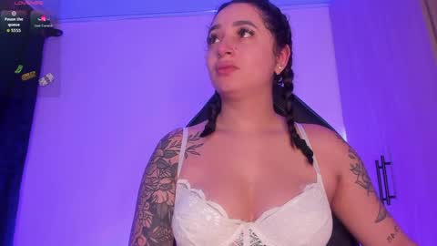 Snapshot of scarlett_collins_ chatting on May 1, 11:48 am SCARLETT COLLINS online show from May 1, 11:48 am