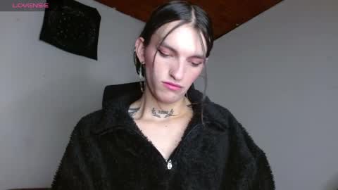 scarlet online show from April 24, 1:41 am