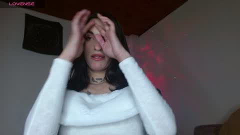 Snapshot of scarlett_crastrawberry chatting on July 26, 12:41 am scarlet online show from July 26, 12:41 am