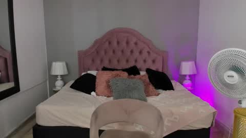 Scarlett  online show from January 30, 5:49 pm