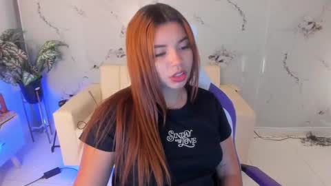 Snapshot of scarlett_enjoy1 chatting on September 30, 1:16 pm scarlett_enjoy1 online show from September 30, 1:16 pm