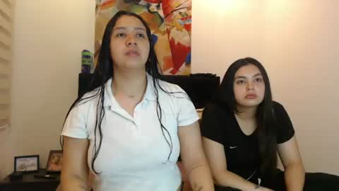 Snapshot of scarlett_evance chatting on June 22, 11:07 am Scarlett and Jazmin online show from June 22, 11:07 am