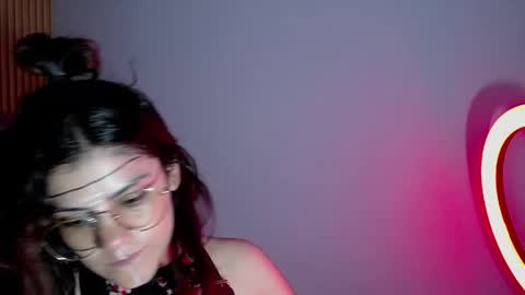 Snapshot of scarlett_jhonson_ch chatting on April 29, 1:04 pm scarlett_jhonson_ch online show from April 29, 1:04 pm