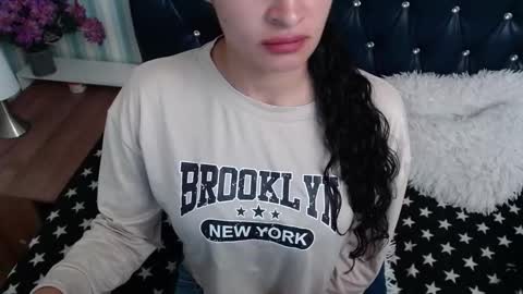 scarlett_keaton online show from September 22, 5:20 am