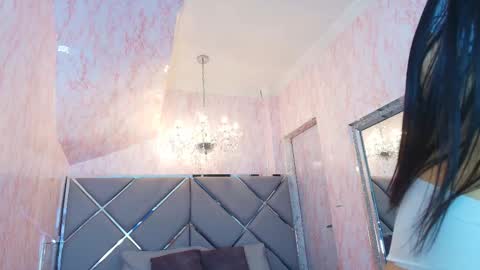 scarlett montoya  online show from January 7, 1:02 pm