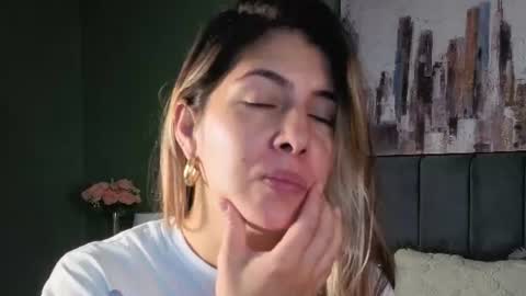 Snapshot of scarlett_moore_ chatting on July 18, 4:11 pm Scarlett online show from July 18, 4:11 pm