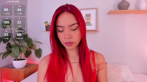 Scarlett Morgan online show from January 13, 6:16 pm