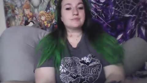 Snapshot of scarlett_rose123 chatting on January 9, 2:58 am Scarlett Rose online show from January 9, 2:58 am