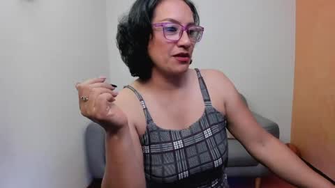 Scarlett sax online show from May 29, 10:19 pm