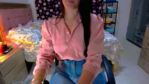 scarlet online show from April 13, 3:17 pm