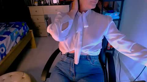scarlet online show from April 25, 4:48 am