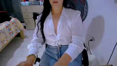 Snapshot of scarlett_sex2 chatting on July 6, 7:16 pm scarlet online show from July 6, 7:16 pm