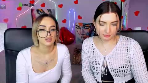 Snapshot of scarlett_silence_ chatting on February 17, 8:33 am Scarlett online show from February 17, 8:33 am