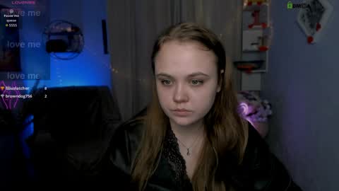 Snapshot of scarlett_silence_ chatting on March 2, 1:19 am Scarlett online show from March 2, 1:19 am