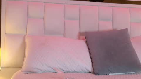 Snapshot of scarlett_sm chatting on September 17, 7:48 pm scarlett_sm online show from September 17, 7:48 pm