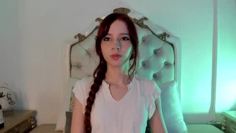 scarlett smith 3 online show from April 2, 2:31 am