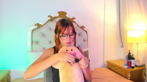 scarlett smith 3 online show from June 6, 2:05 am