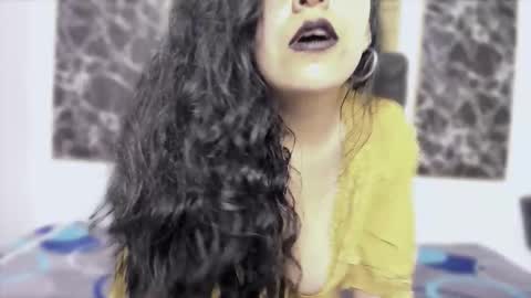 Snapshot of scarlett_w0lf chatting on November 8, 3:12 pm Scarlett online show from November 8, 3:12 pm